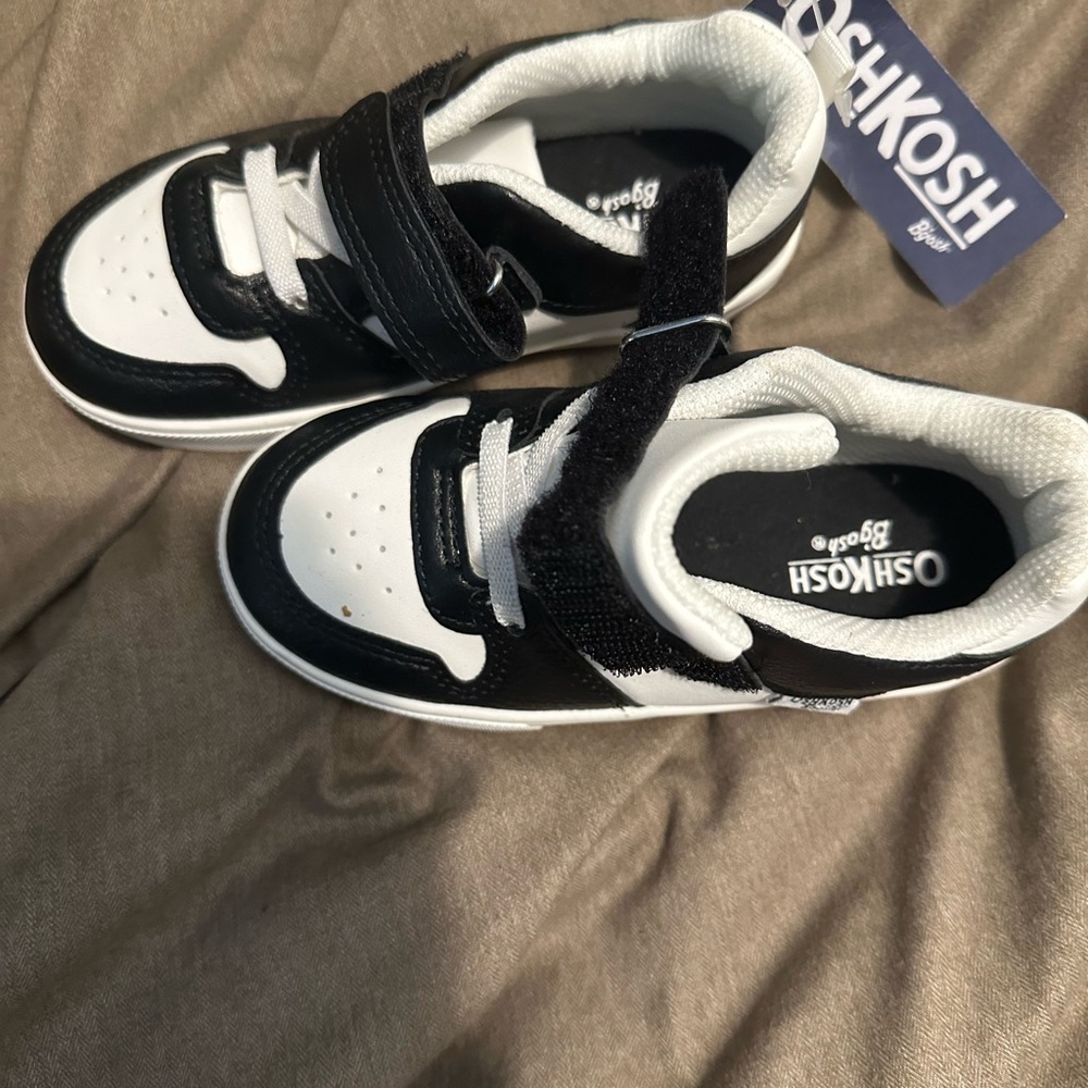 OshKosh B'gosh Kids Black and White Sneakers